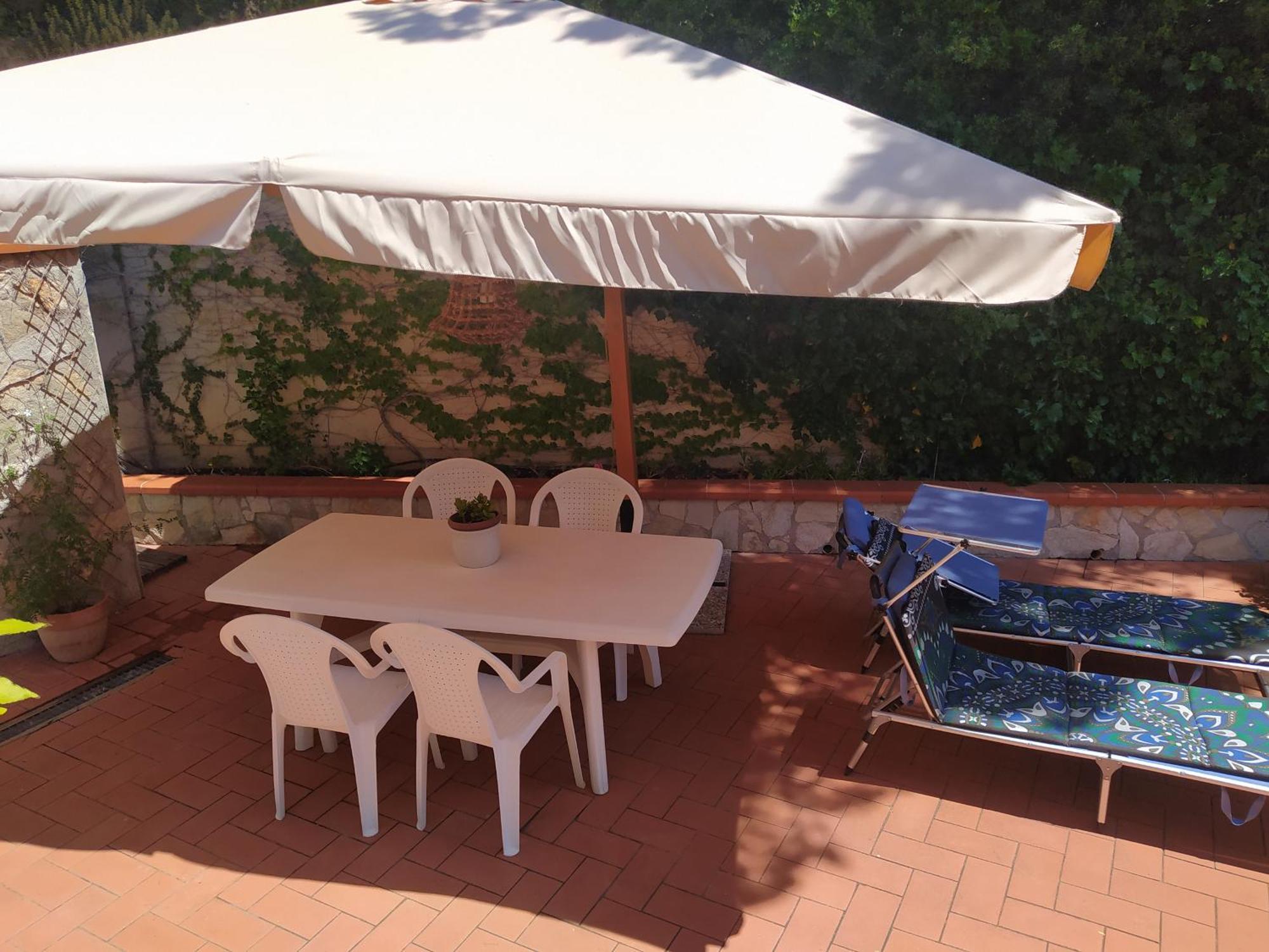 Villa Tra mare e bosco nella splendida Quercianella Esterno foto